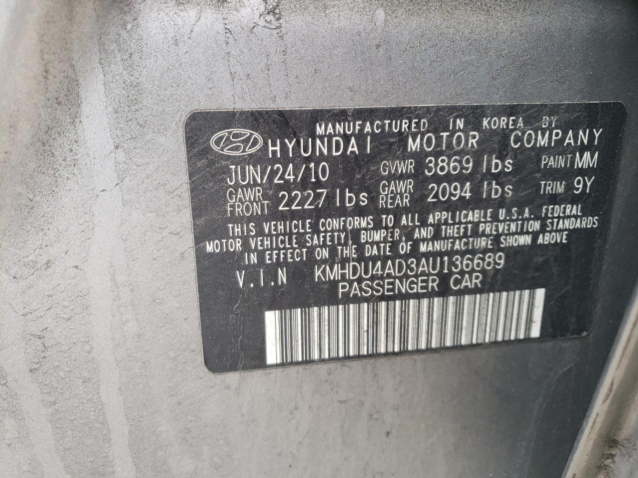 2010 Hyundai Elantra - Image 12