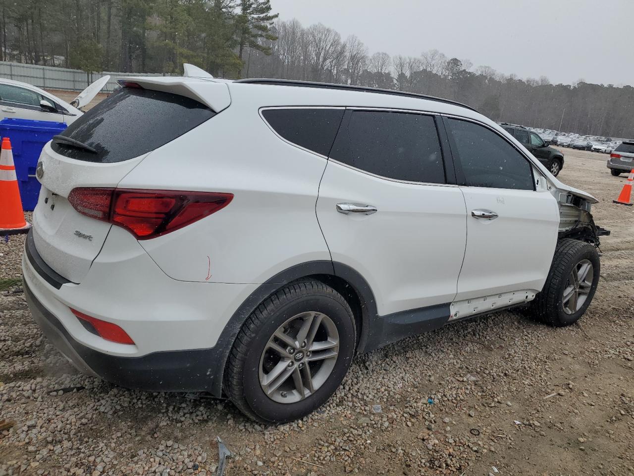 2018 Hyundai Santa Fe - Image 3