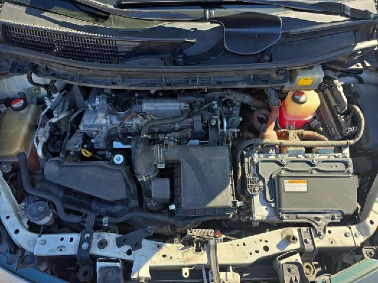 2015 Toyota Prius - Image 7