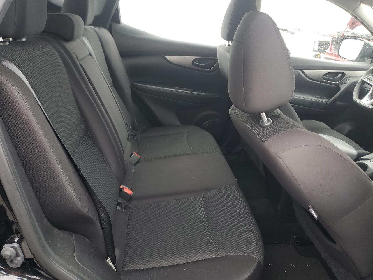 2019 Nissan Rogue - Image 11