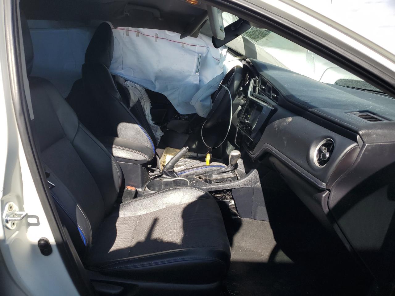 2017 Toyota Corolla - Image 7