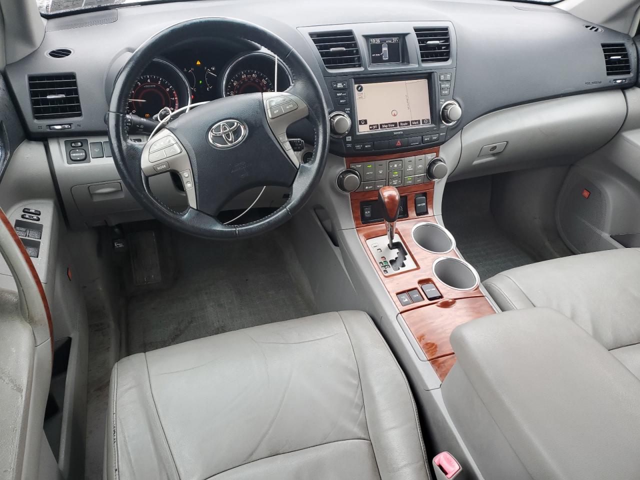 2008 Toyota Highlander - Image 8