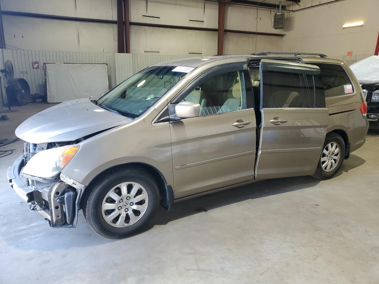 2008 Honda Odyssey - Image 1