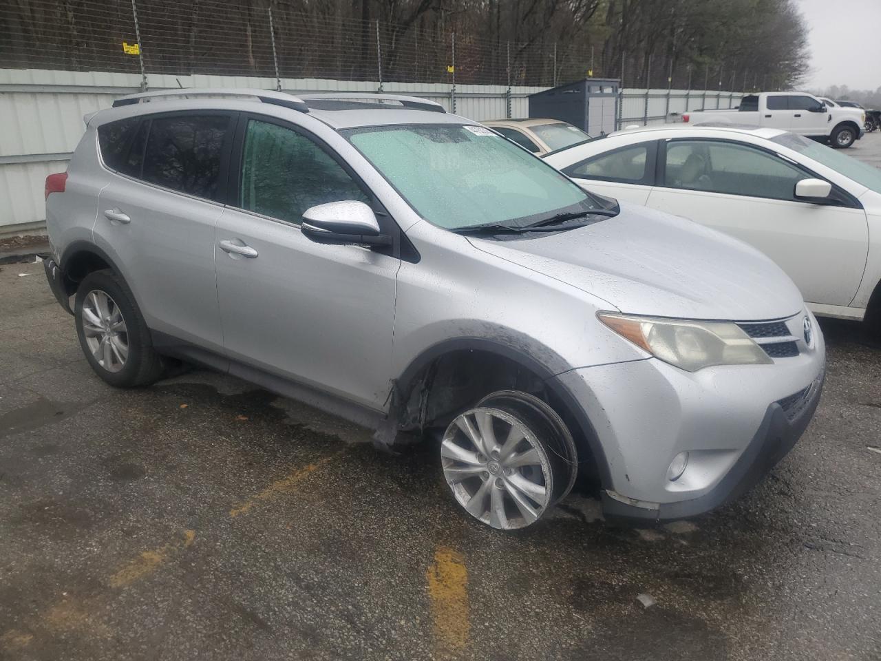 2013 Toyota RAV 4 - Image 4