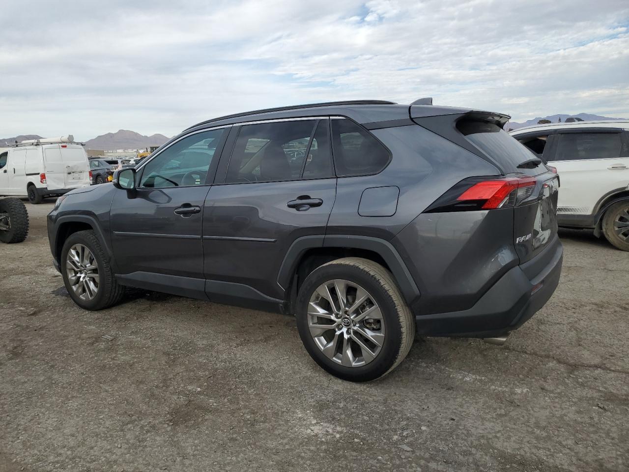 2T3C1RFV8LC081378 TOYOTA RAV4 2020