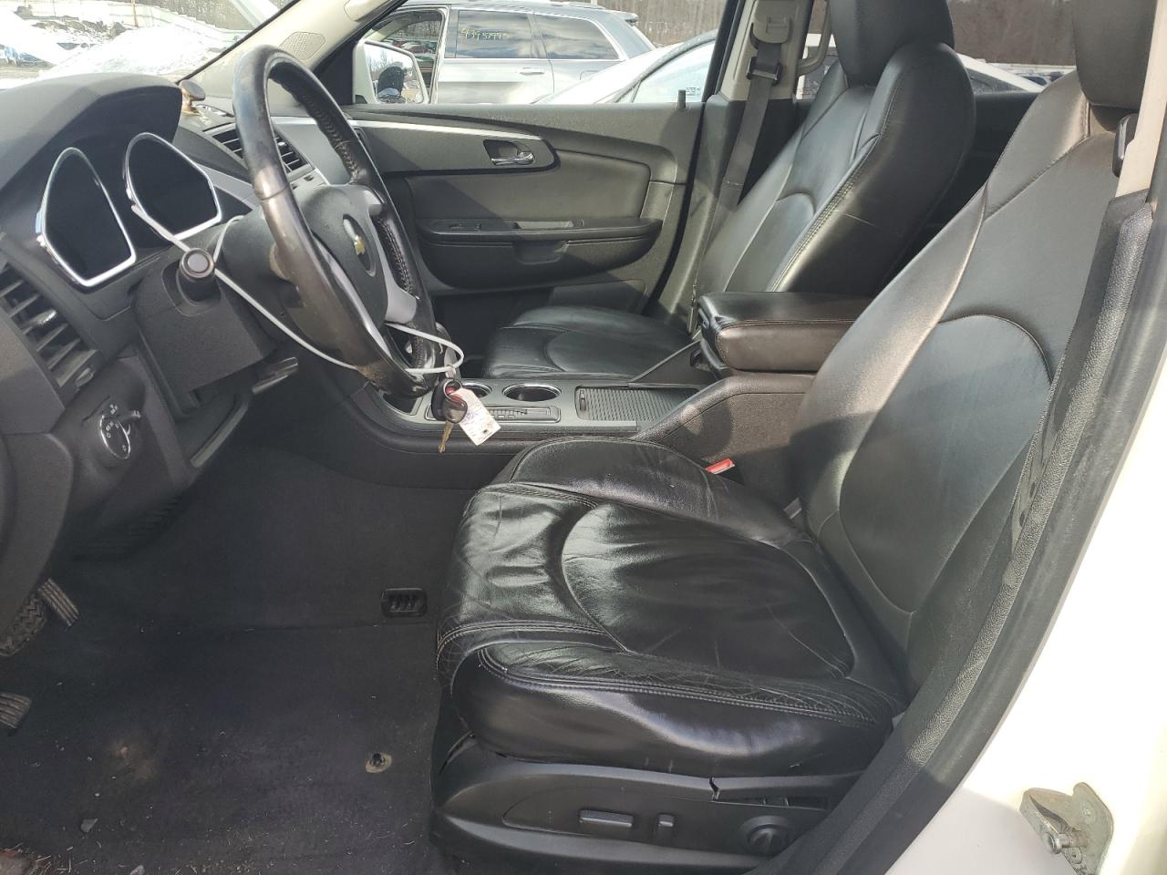 2012 Chevrolet Traverse - Image 7