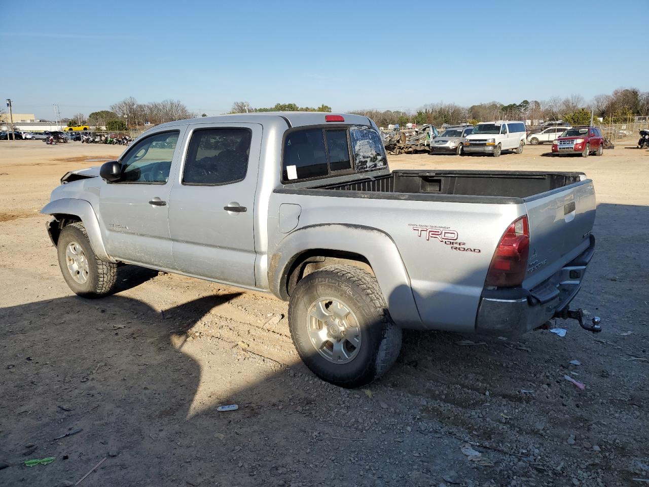 2007 Toyota Tacoma - Image 2