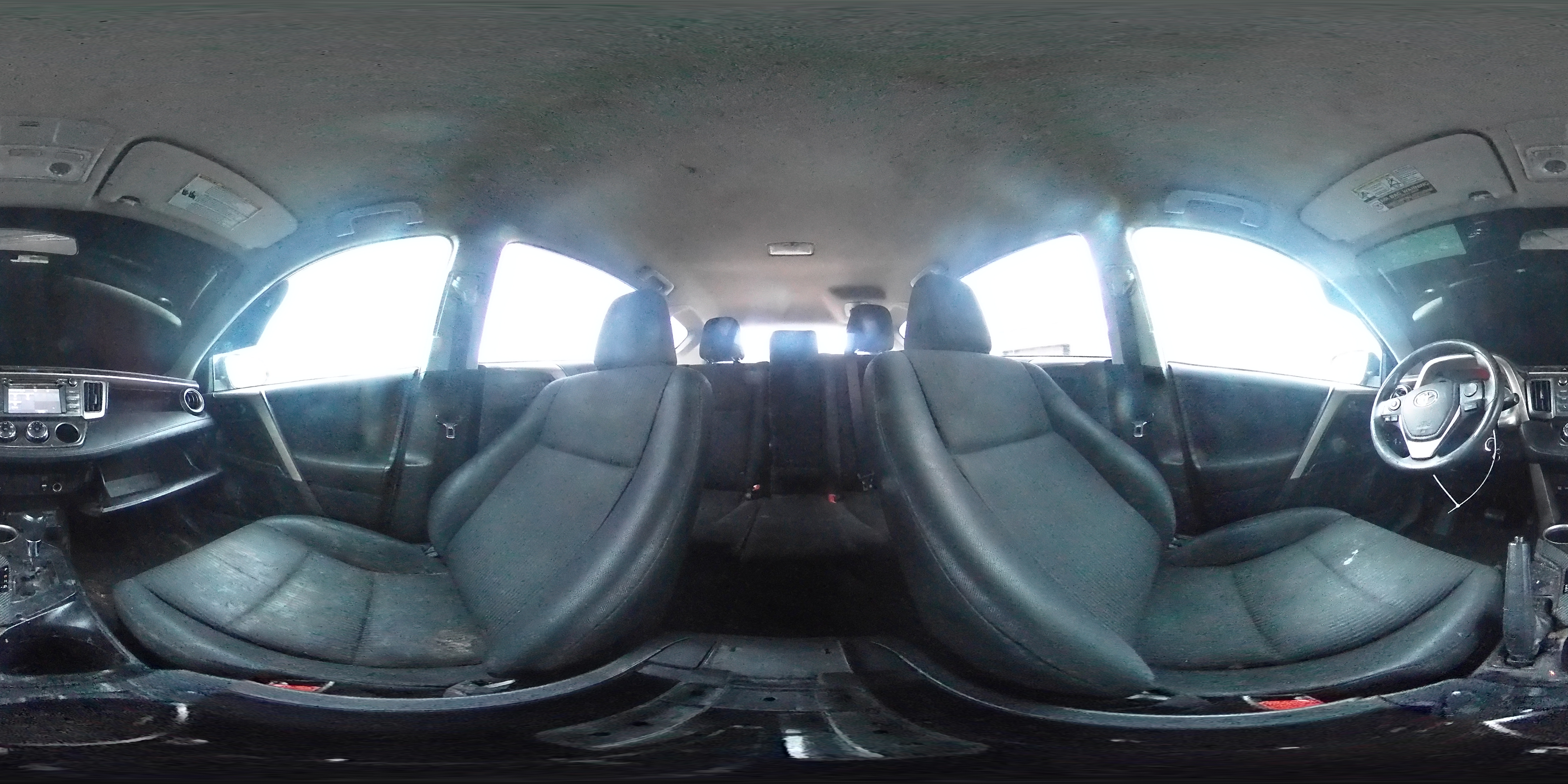 2015 Toyota RAV 4 - Image 15