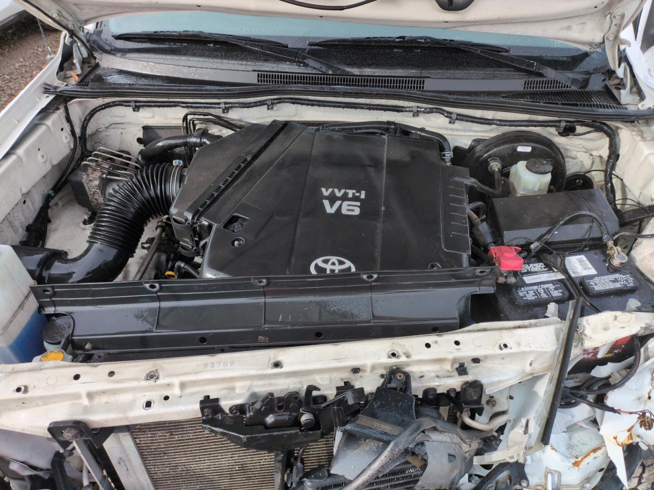 2010 Toyota Tacoma - Image 11