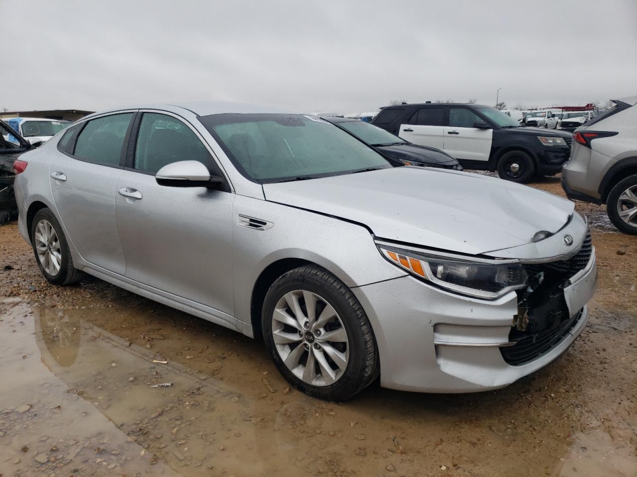 2017 Kia Optima - Image 4