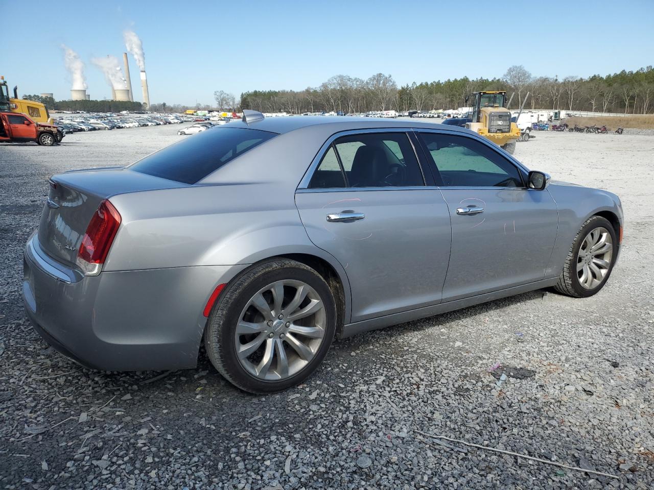 2016 Chrysler 300 - Image 3