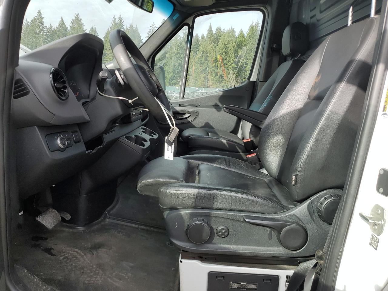 2019 Mercedes-Benz Sprinter - Image 7