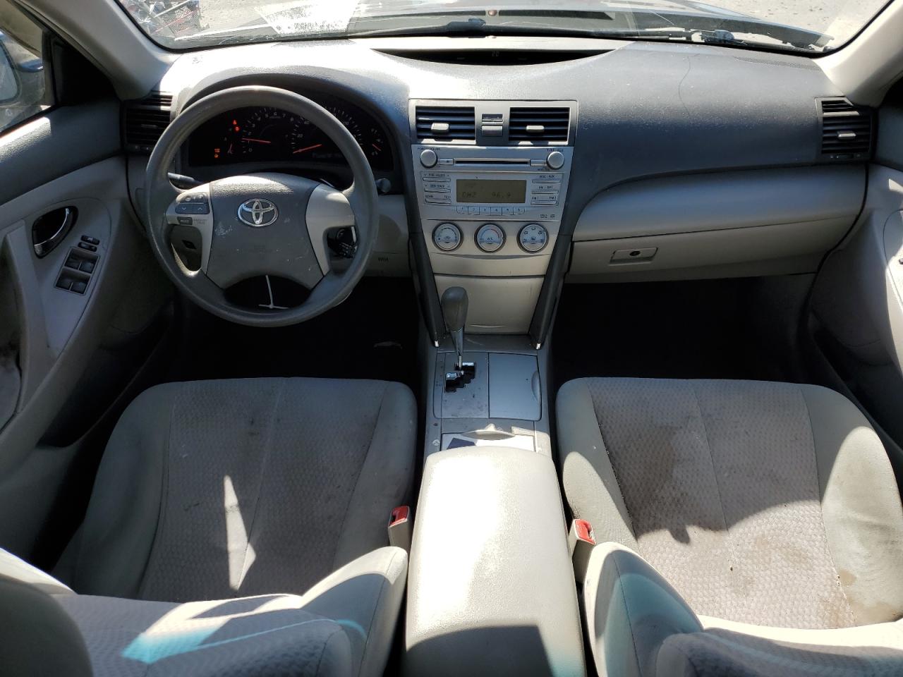 2011 Toyota Camry - Image 8