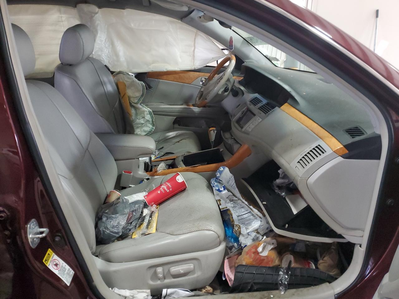 2006 Toyota Avalon - Image 7