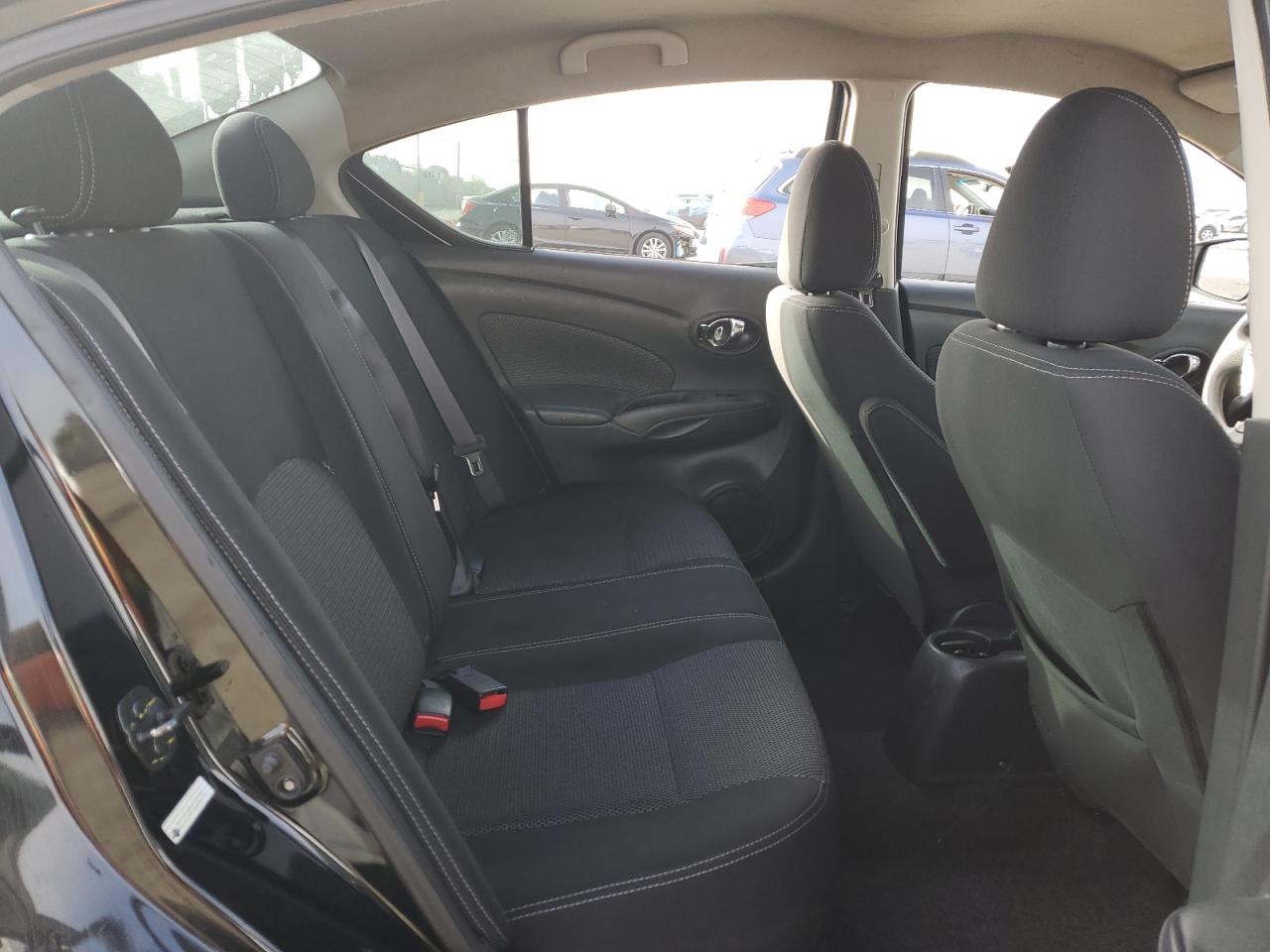 2017 Nissan Versa - Image 10
