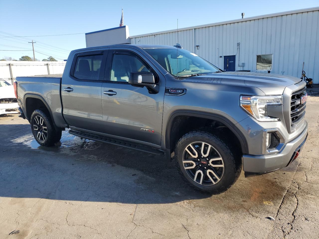 2022 GMC Sierra - Image 4