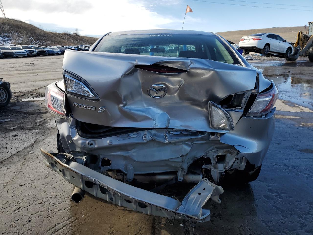 2011 Mazda 3 - Image 6