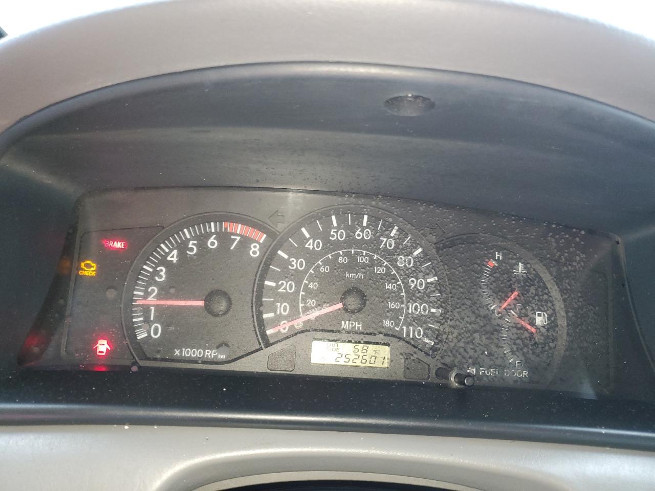 2003 Toyota Corolla - Image 9