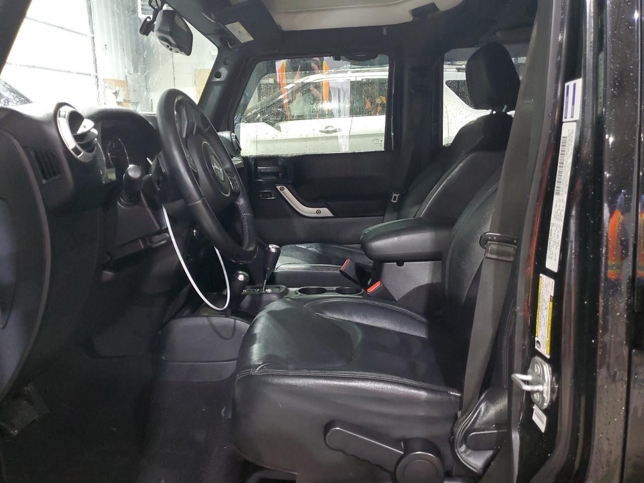 2014 Jeep Wrangler - Image 7