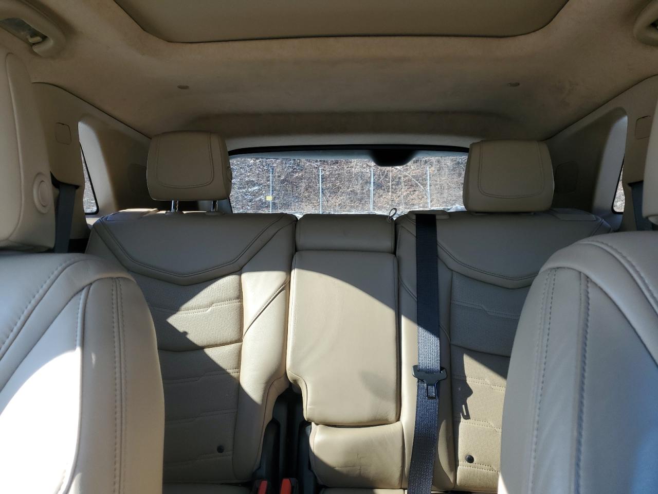 2017 Cadillac XT5 - Image 10
