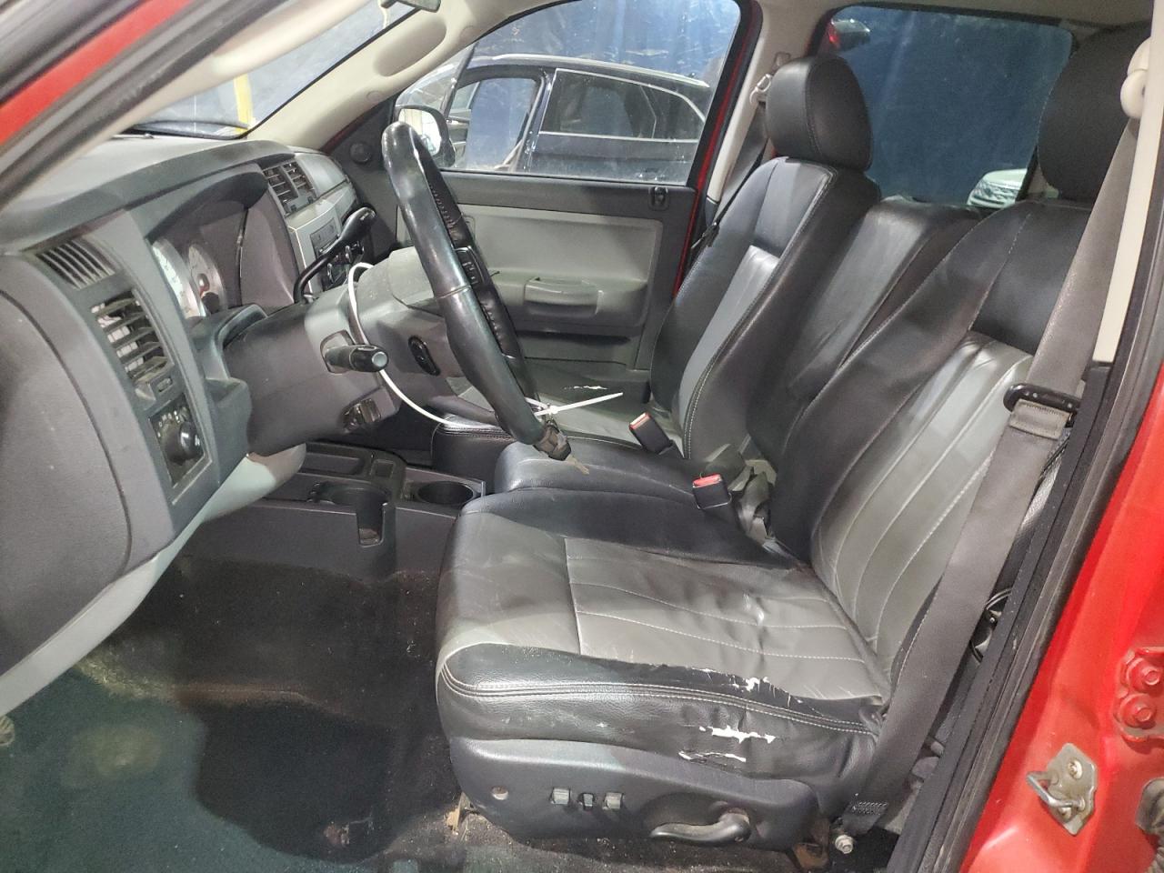 2008 Dodge Dakota - Image 7