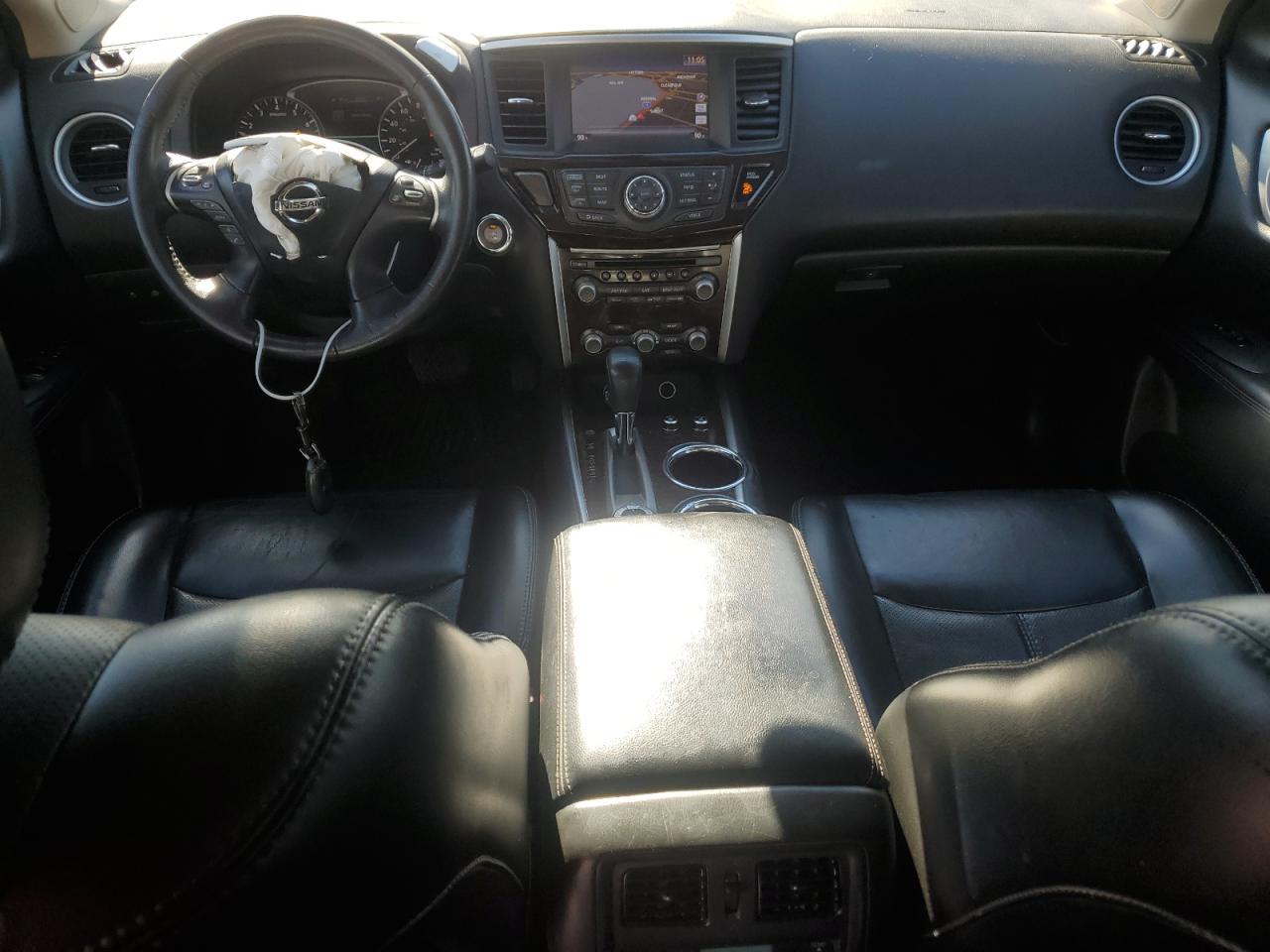 2014 Nissan Pathfinder - Image 8