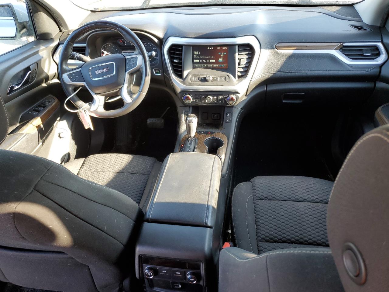 2017 GMC Acadia - Image 8
