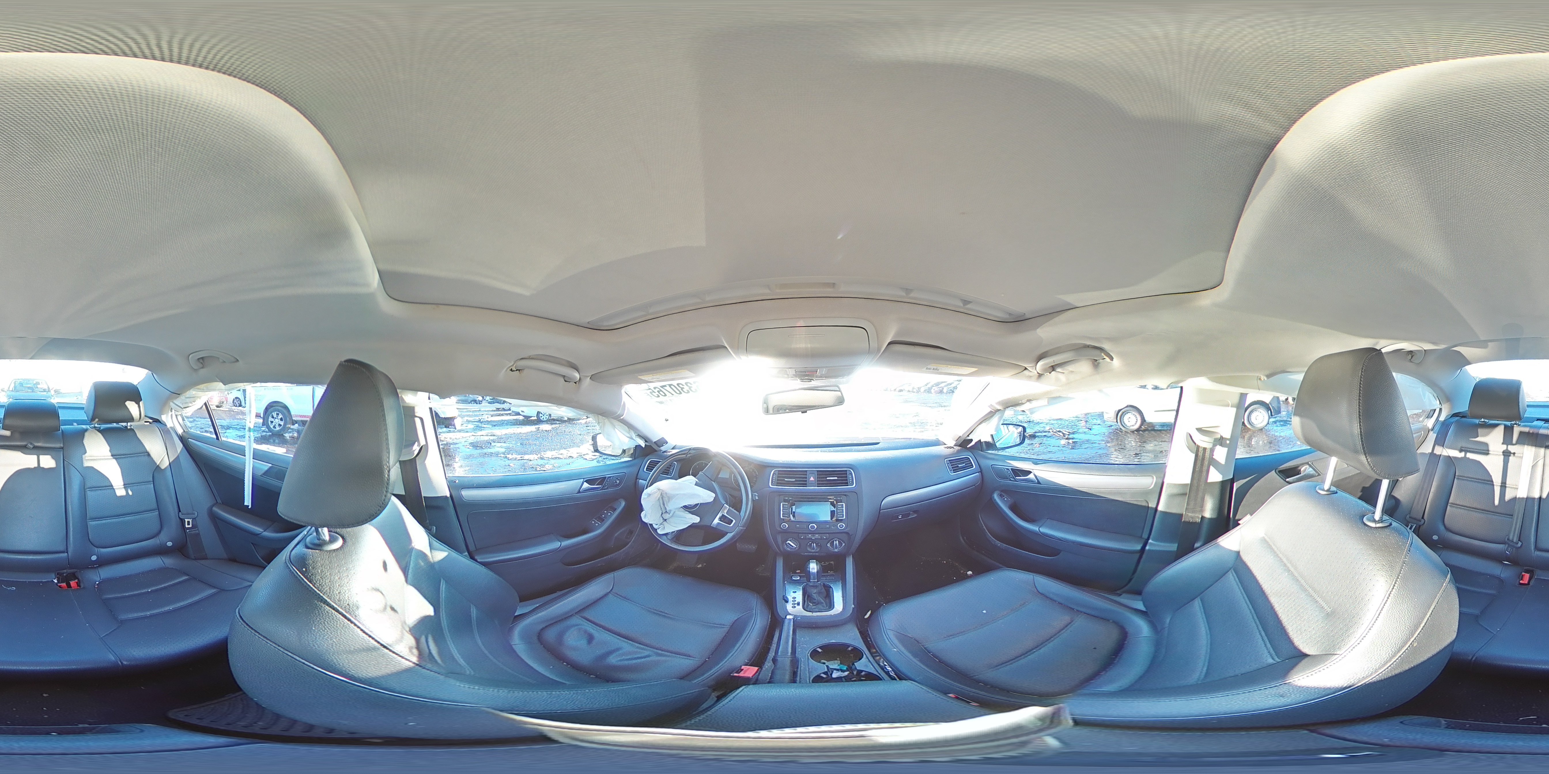 2014 Volkswagen Jetta - Image 13