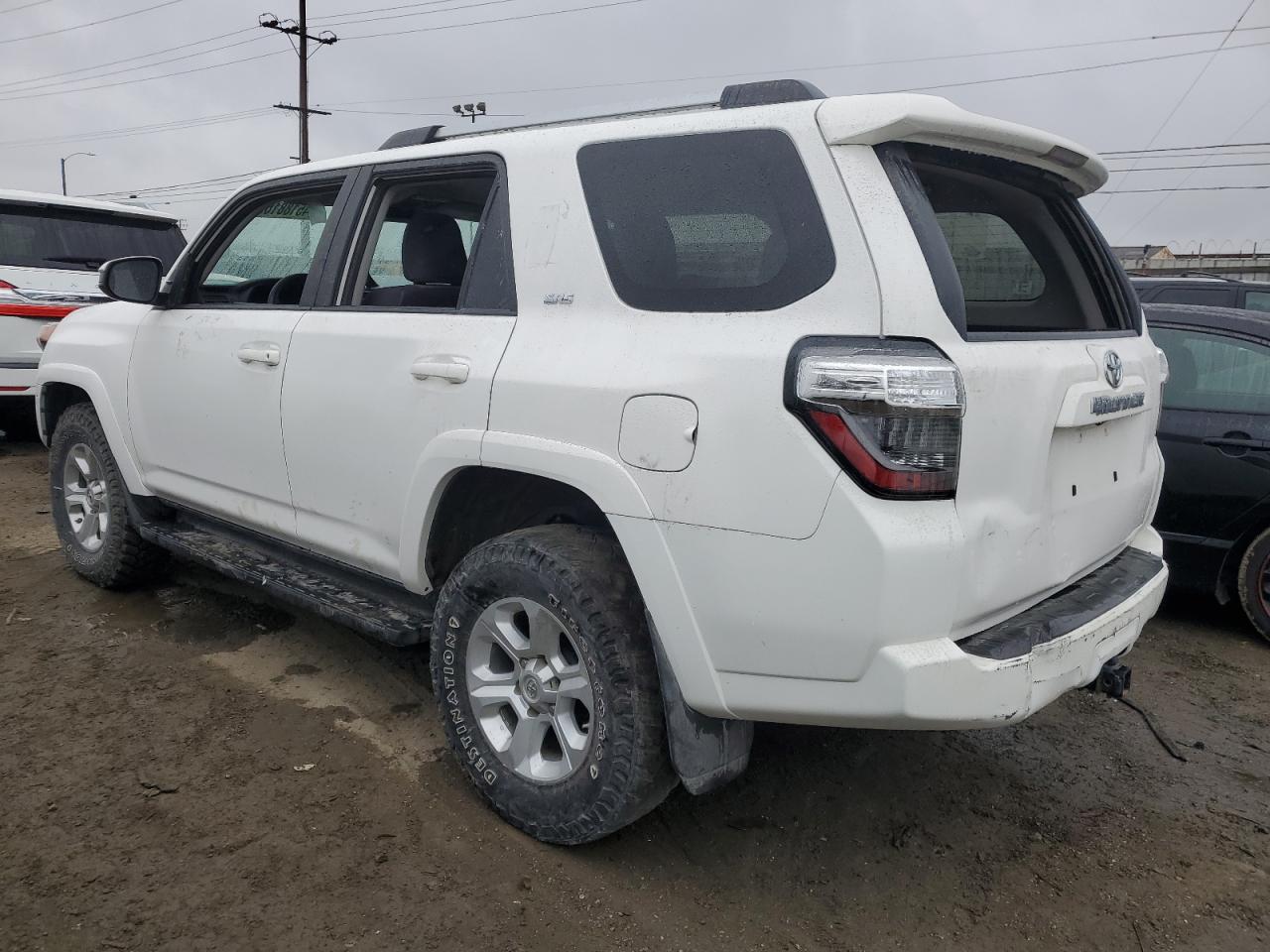 2020 Toyota 4Runner - Image 2