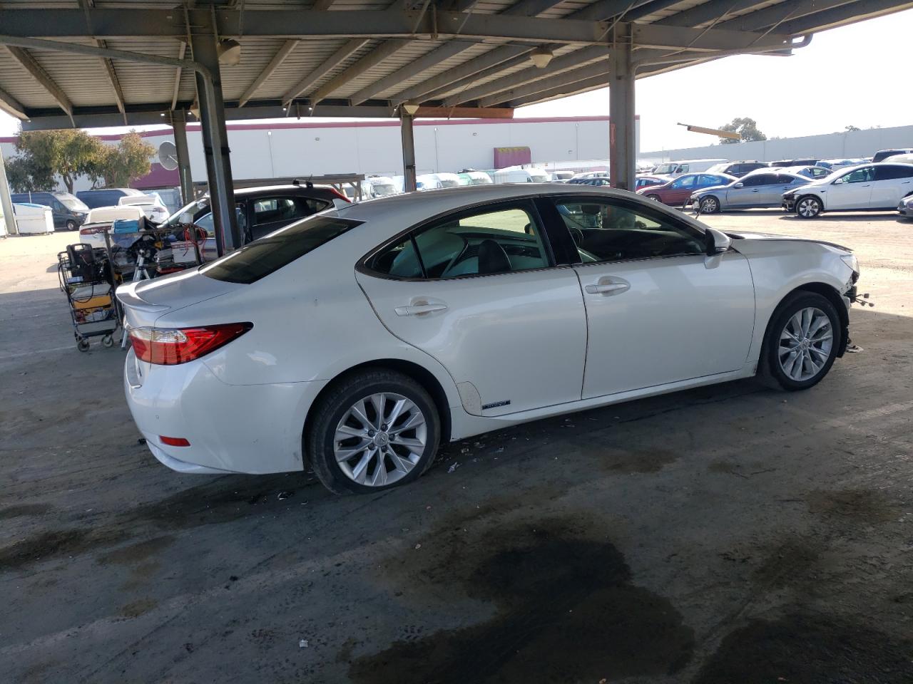 2013 Lexus ES - Image 3