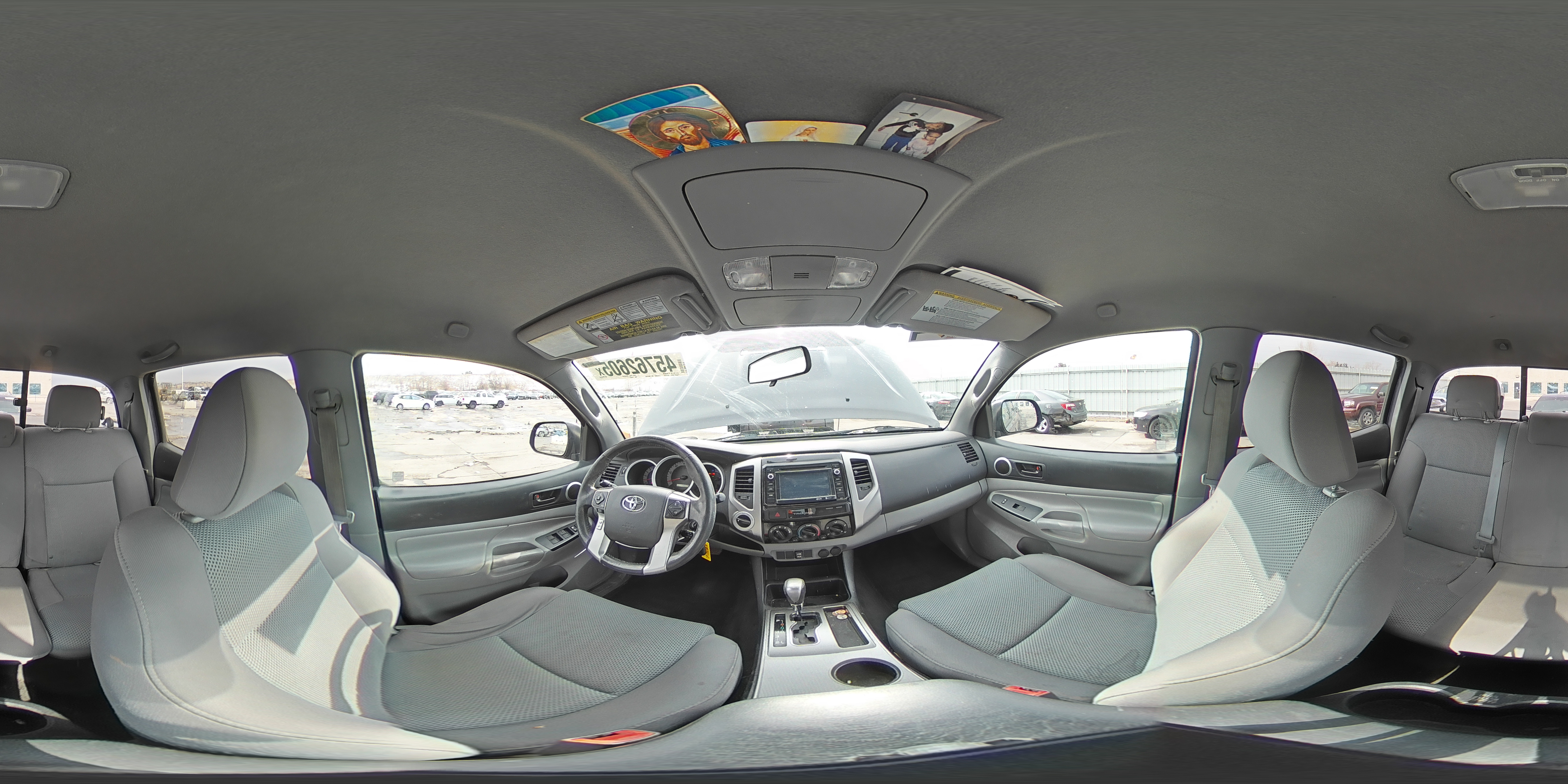 2015 Toyota Tacoma - Image 15