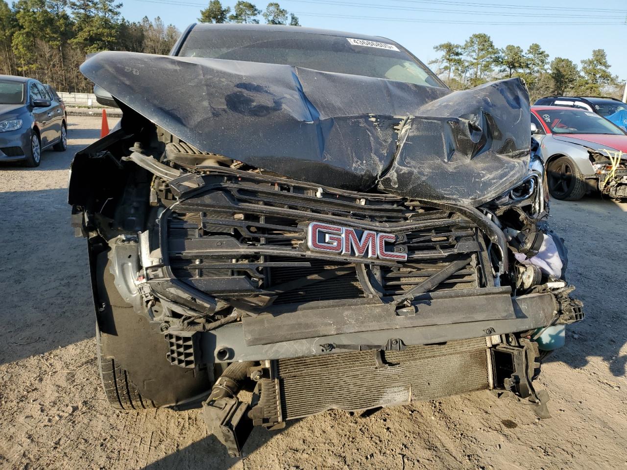 2019 GMC Terrain - Image 5