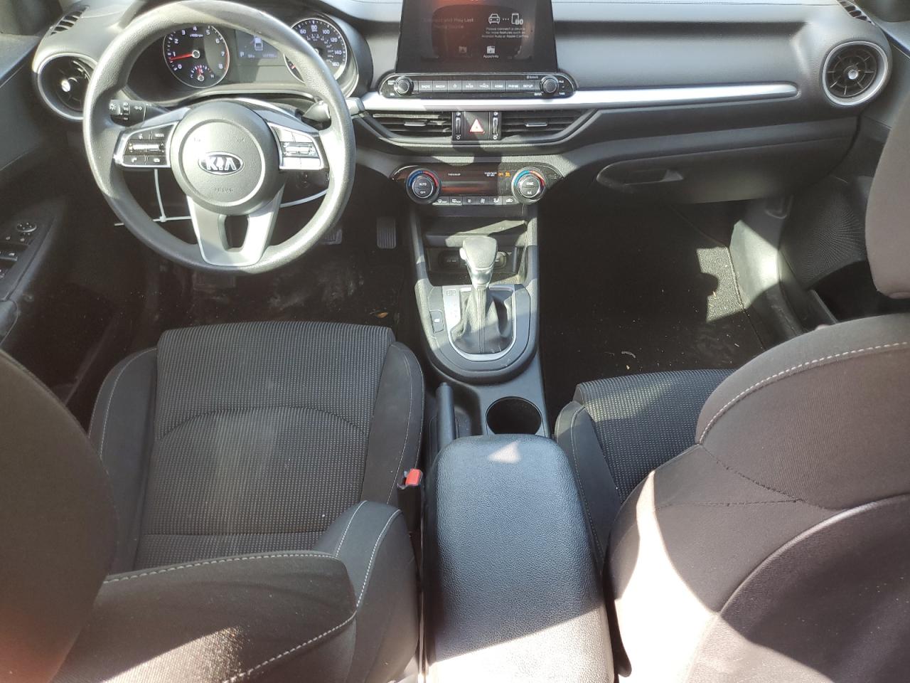 2019 Kia Forte - Image 8