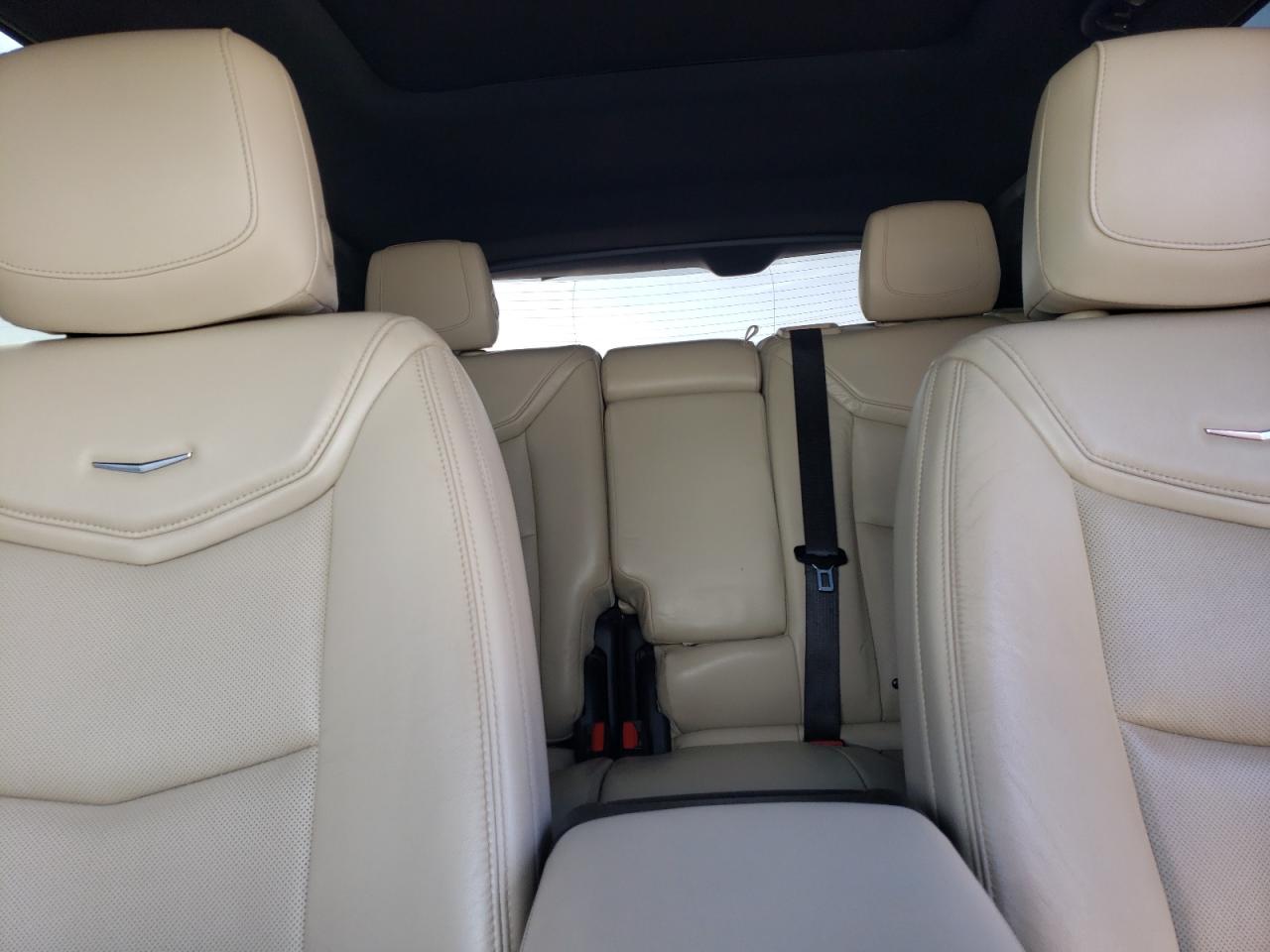 2017 Cadillac XT5 - Image 10