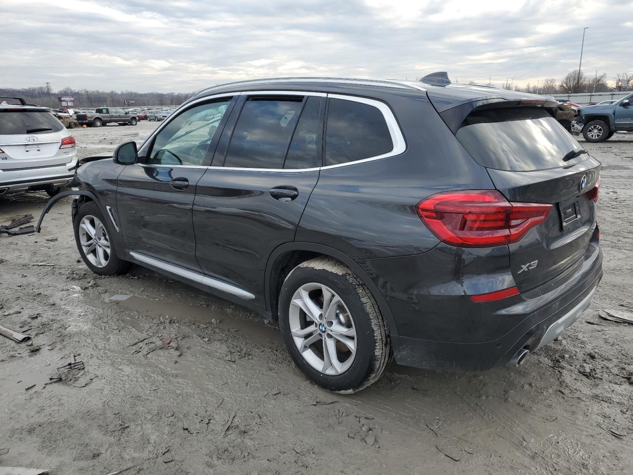 2021 BMW X3 - Image 2