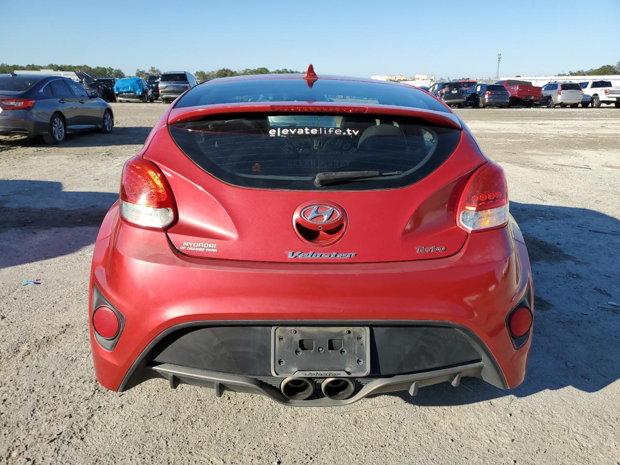 2016 Hyundai Veloster - Image 6
