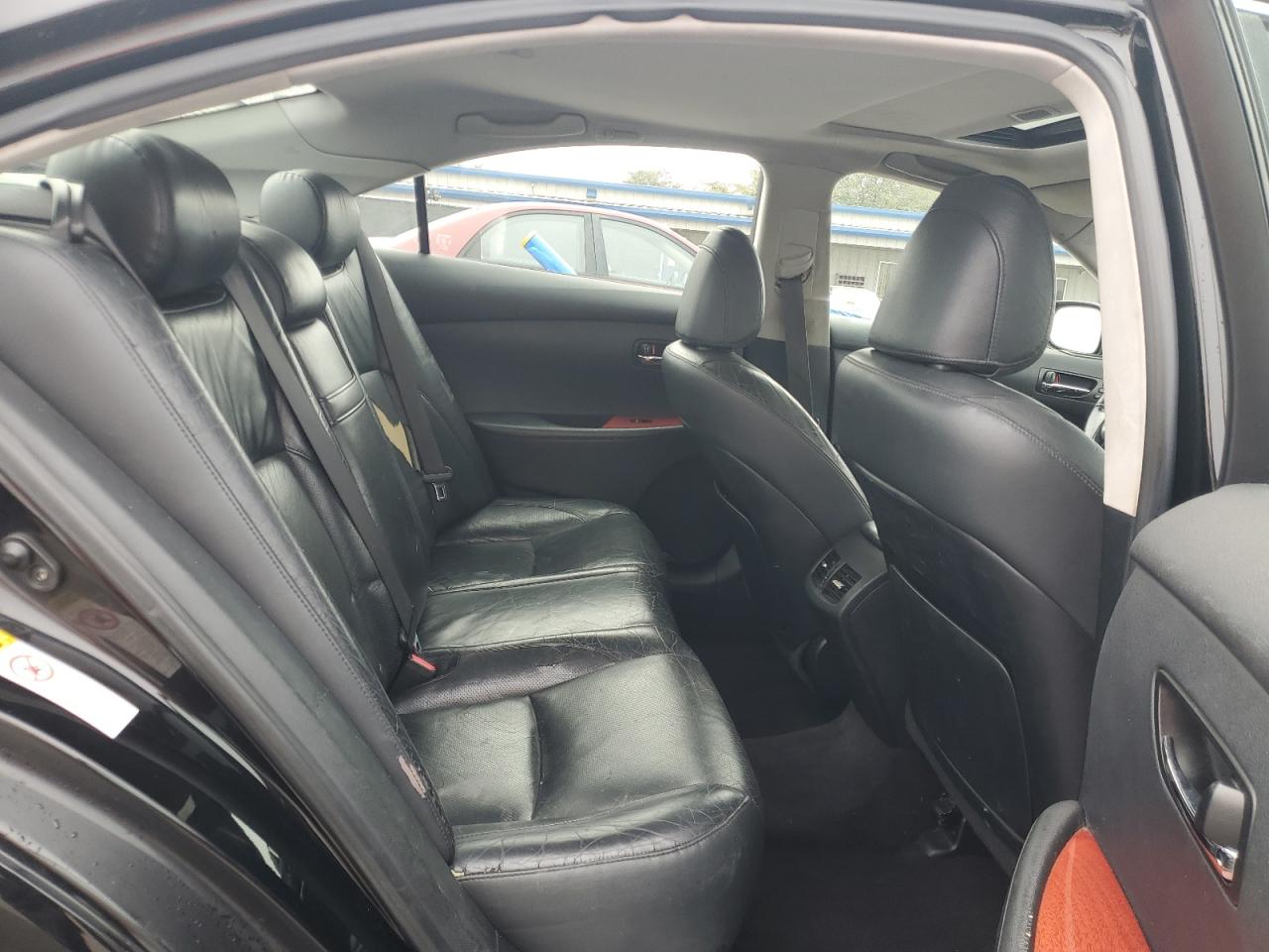 2009 Lexus ES - Image 10