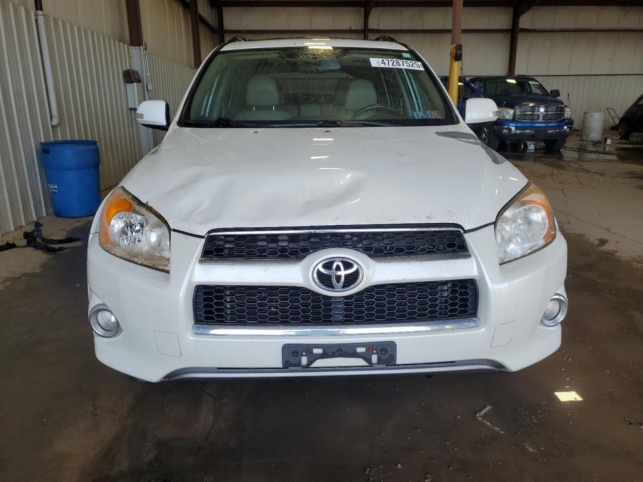 2012 Toyota RAV 4 - Image 5