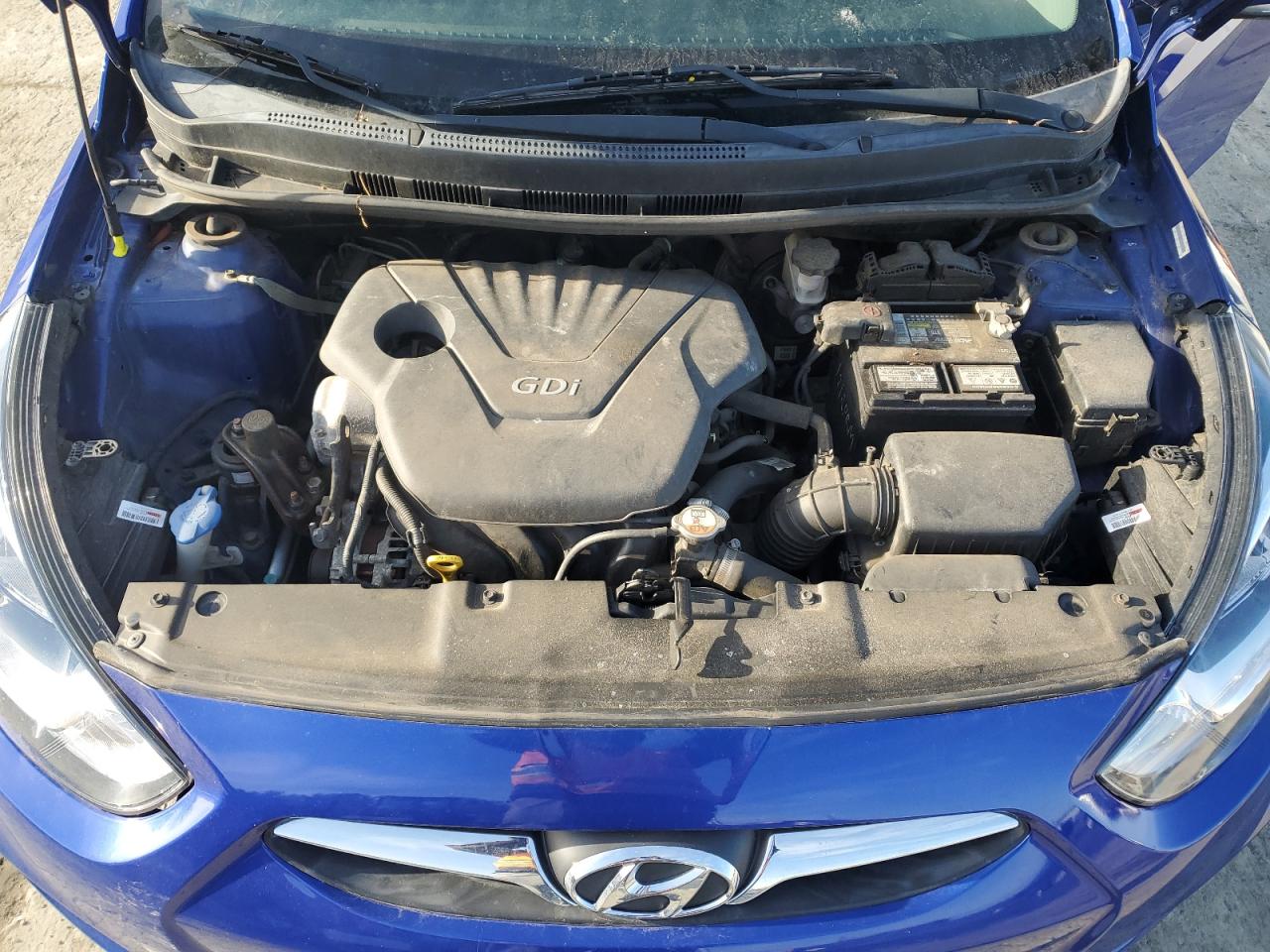 2013 Hyundai Accent - Image 11