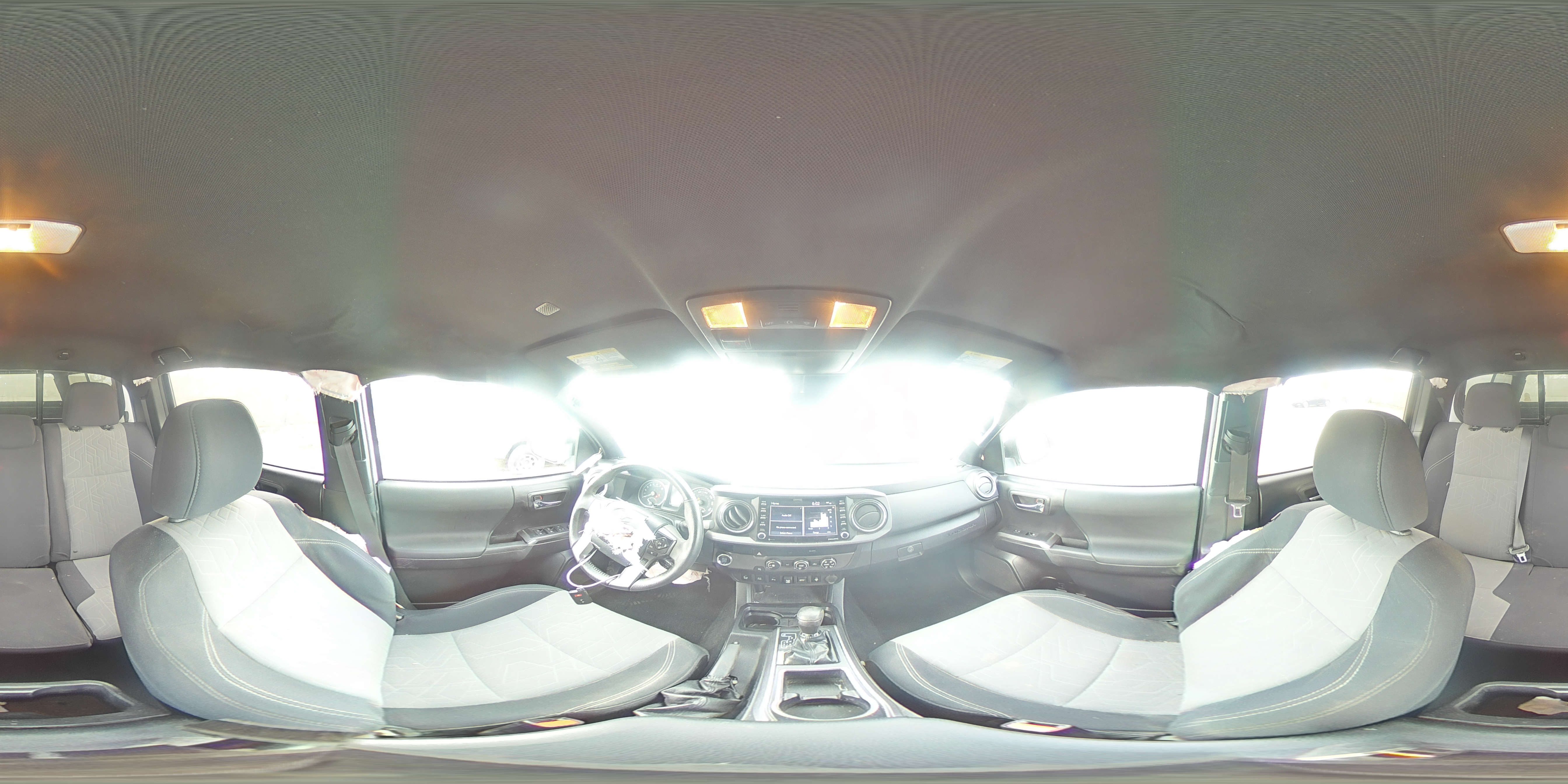 2020 Toyota Tacoma - Image 13
