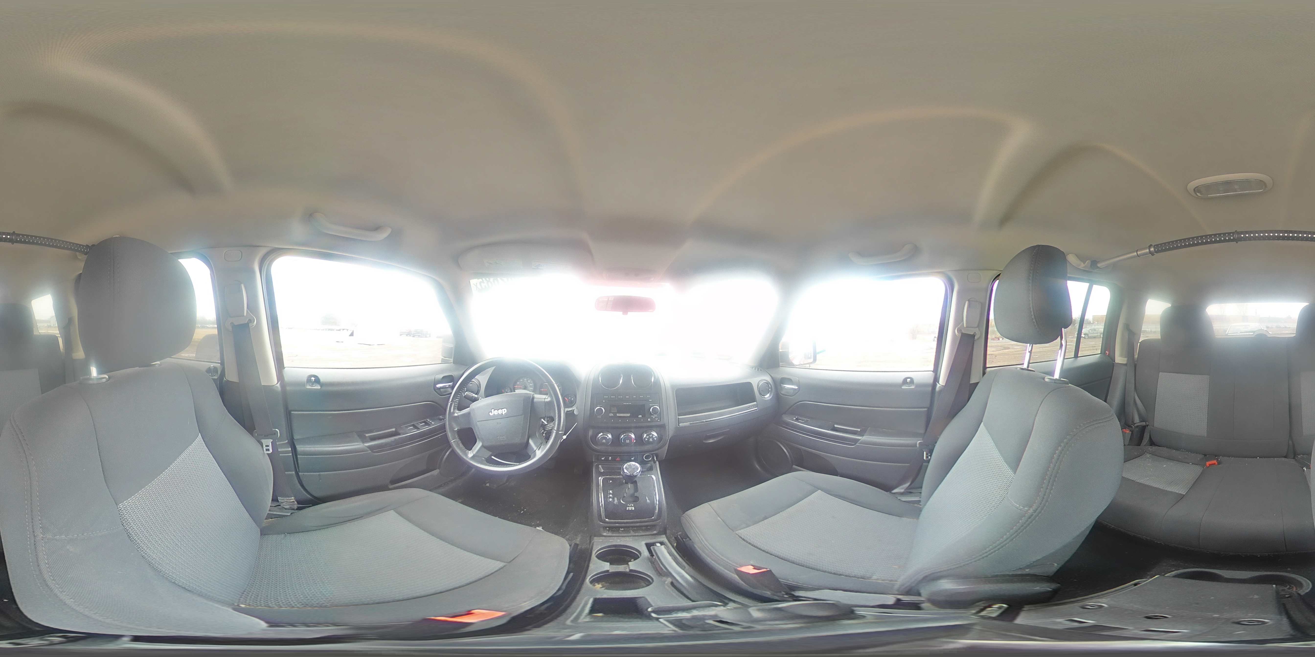 2010 Jeep Liberty (Patriot) - Image 13