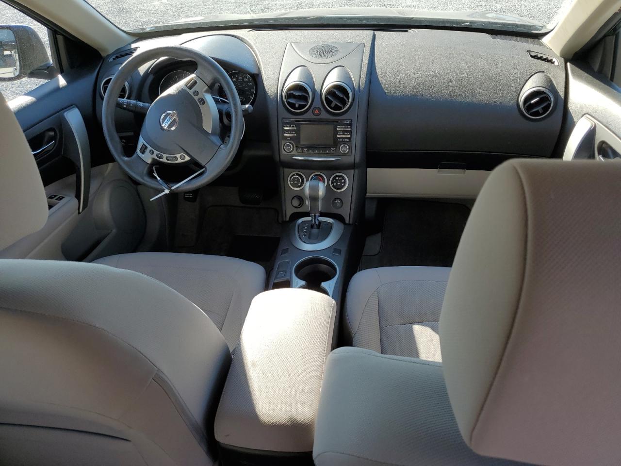 2015 Nissan Rogue - Image 8