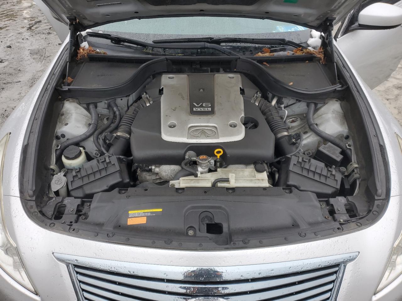 2013 Infiniti G - Image 11