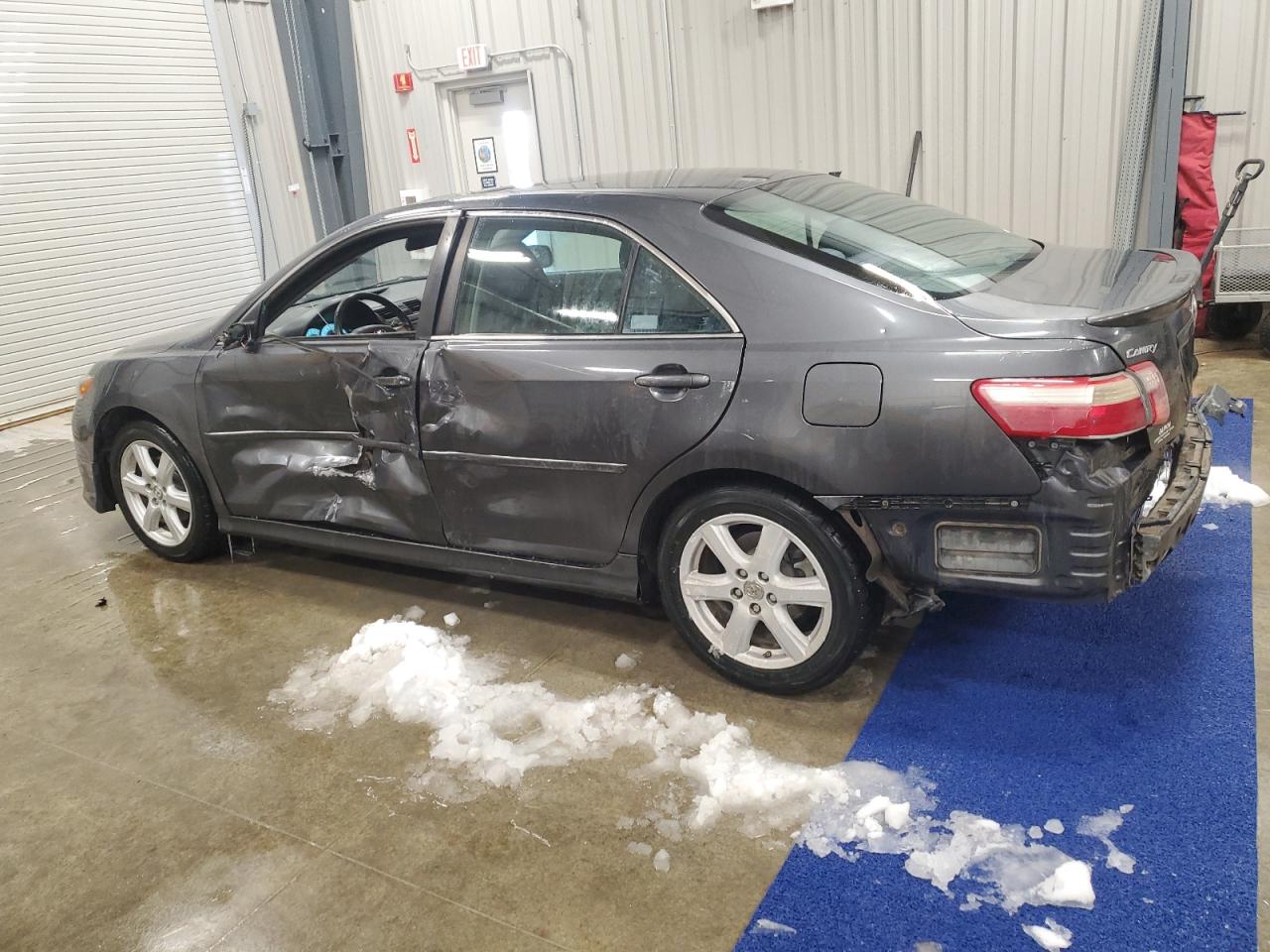 2009 Toyota Camry - Image 2