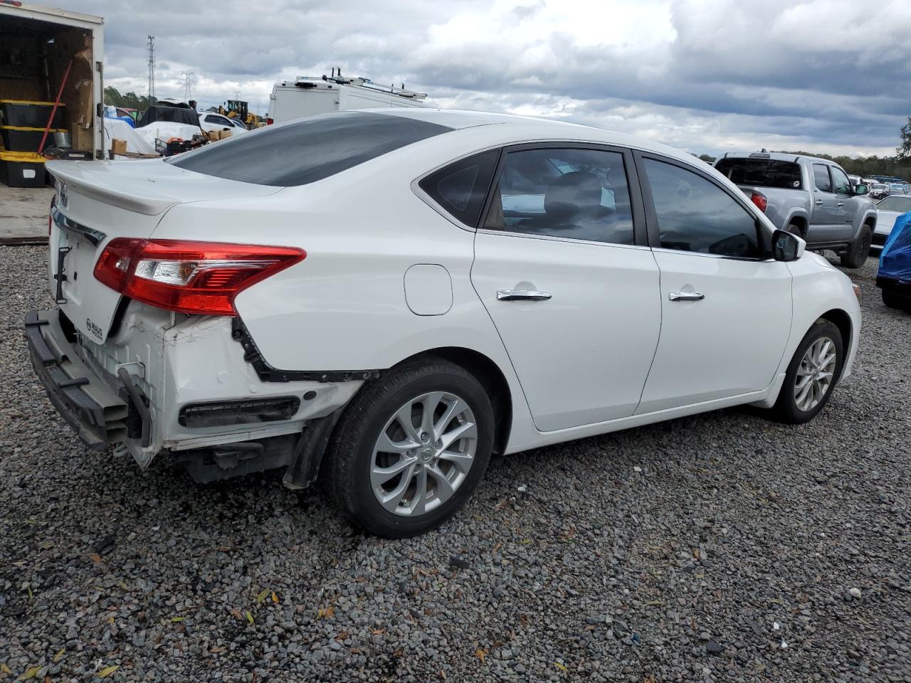 2017 Nissan Sentra - Image 3