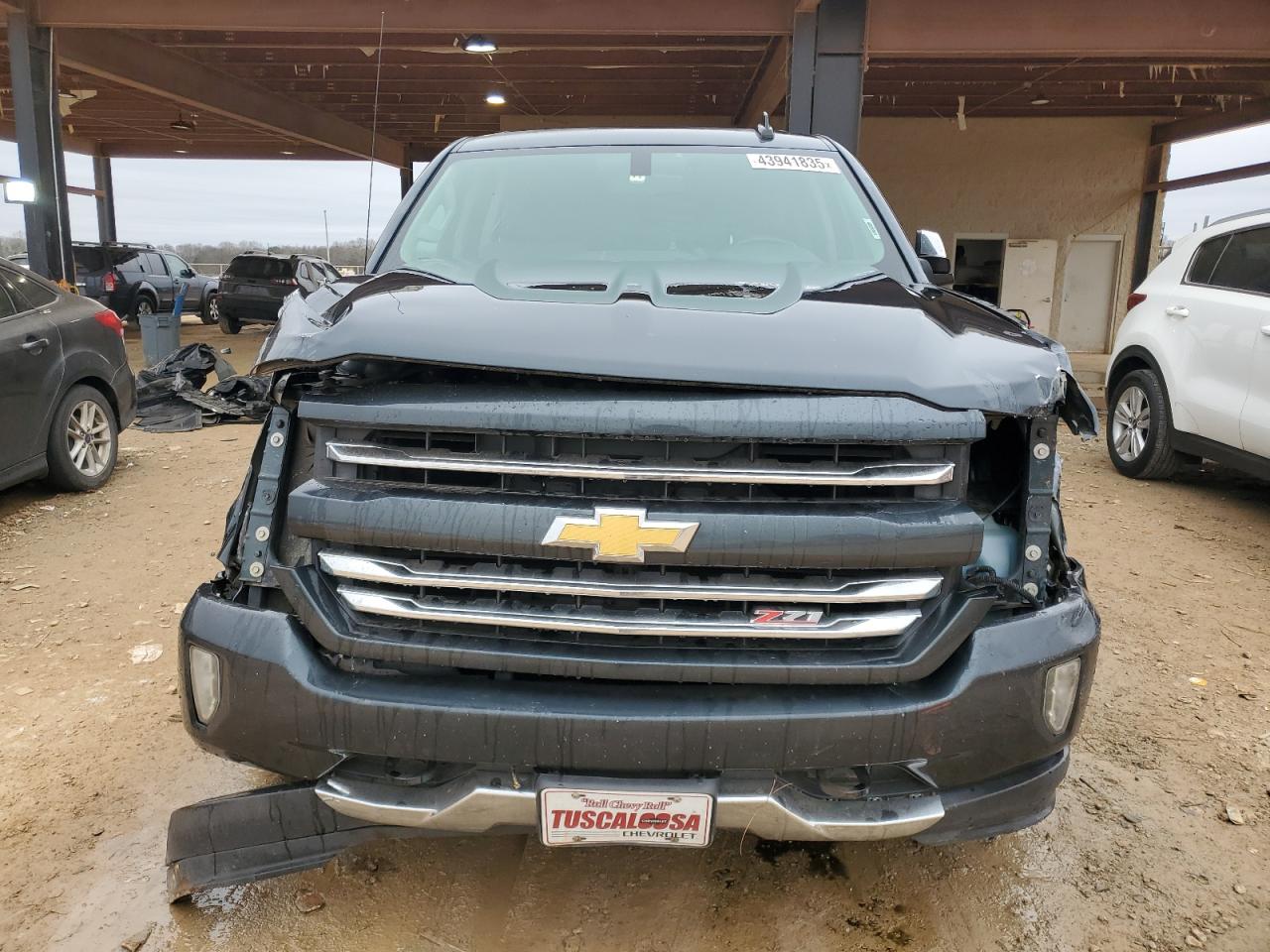 2017 Chevrolet Silverado - Image 5