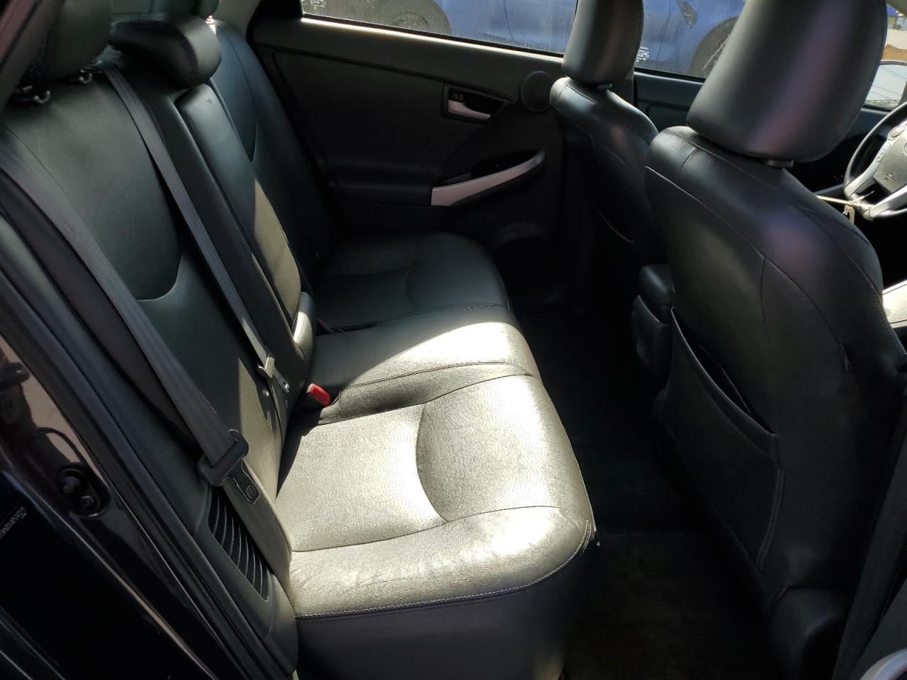 2011 Toyota Prius - Image 10