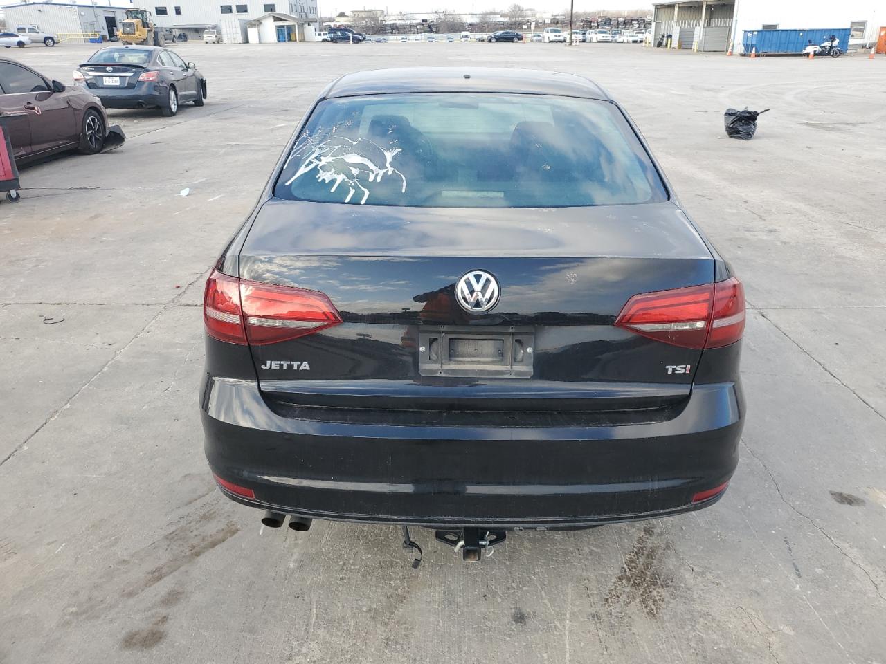 2016 Volkswagen Jetta - Image 6