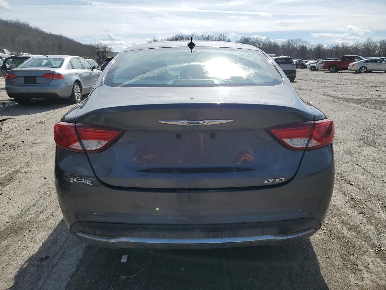 2016 Chrysler 200 - Image 6