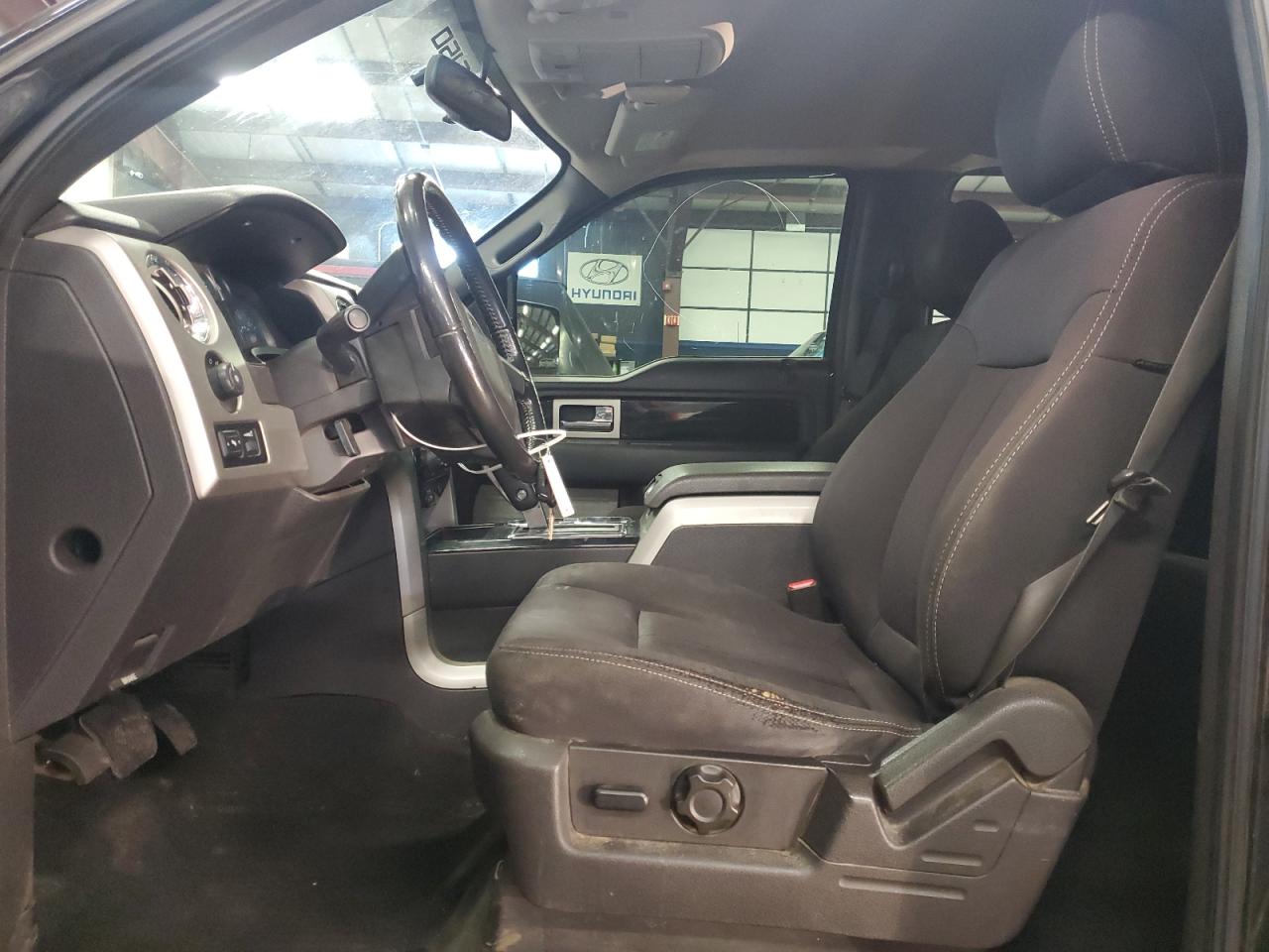 2010 Ford F-150 - Image 7